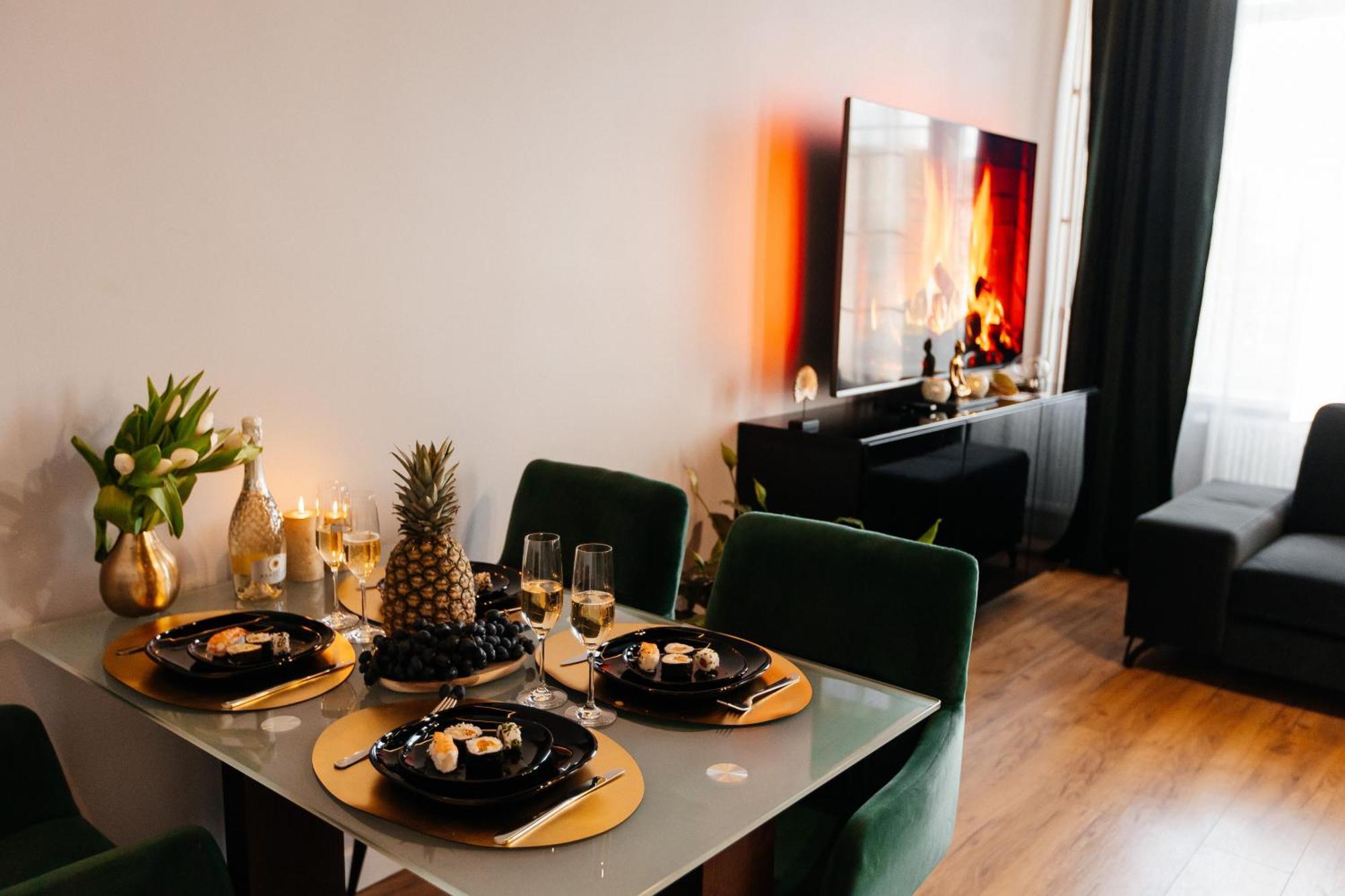 Maya's Flats & 45 - Lux Ogarna 2 Bedrooms Danzig